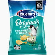 Bluebird Thinly Cut Sour Cream & Chives Potato Chips